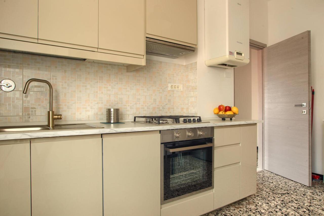 Appartamento Di Fronte Alla Pista Ciclabile Con 2 Camere Da Letto E Wifi Imperia Exteriör bild